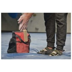 DeWOODSTOK - The Bigger Hand Brush - Brosse à Prise 9 DeWOODSTOK - The Bigger Hand Brush - Brosse à Prise -Magasin De Sports D'Escalade dewoodstok the bigger hand brush brosse a prise detail 3