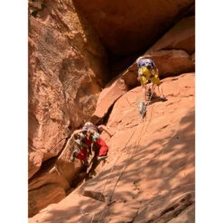 Petzl - Meteor Helmet - Casque D'escalade -Magasin De Sports D'Escalade petzl meteor helmet kletterhelm 909764789a7a1e2f0989e201dd088dbd 1