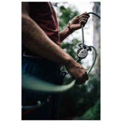 Wild Country - Revo Belay Device - Système D'assurage -Magasin De Sports D'Escalade wild country revo belay device systeme dassurage detail 3